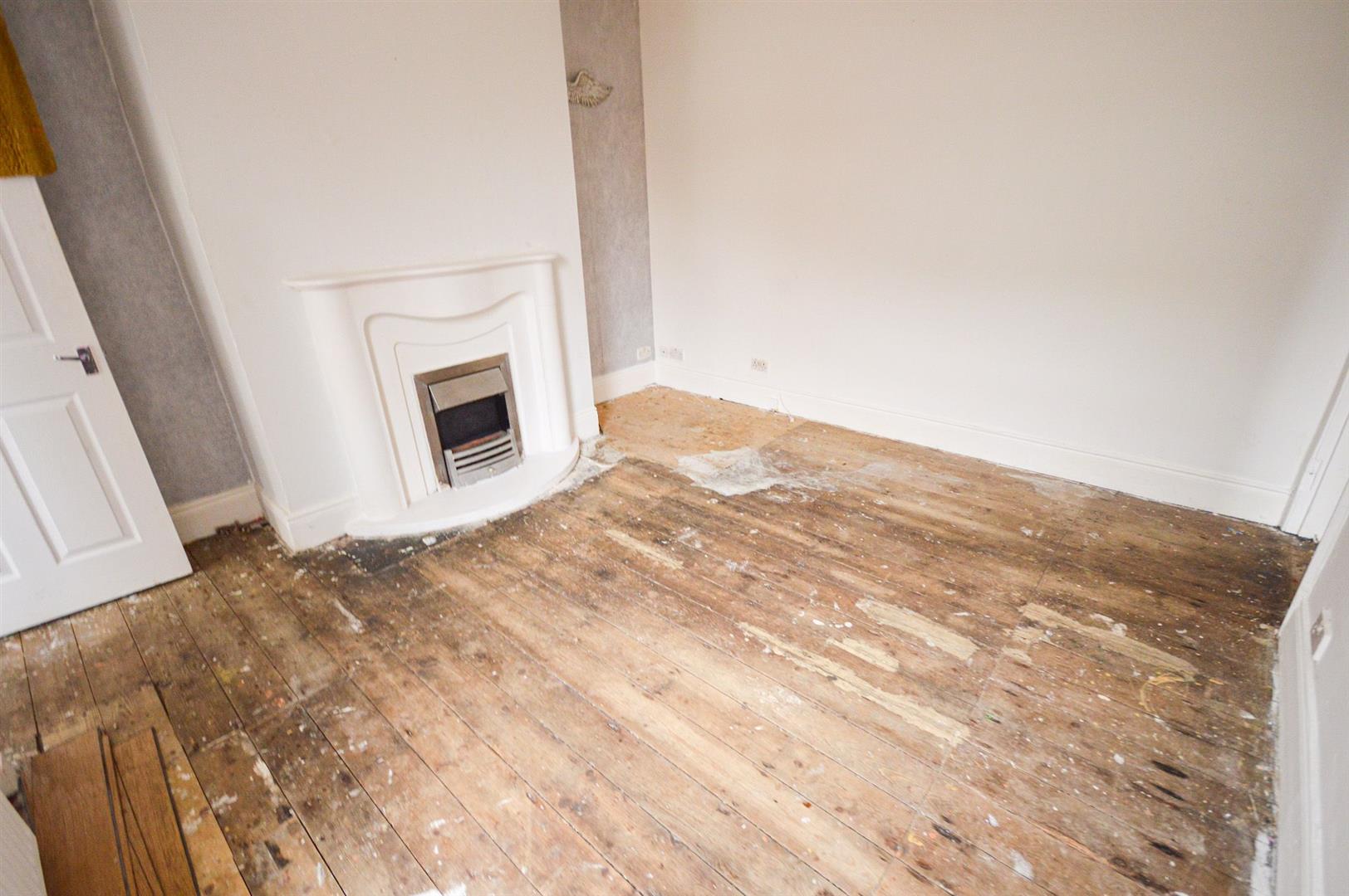 2 Bedroom Flat - Purpose Built